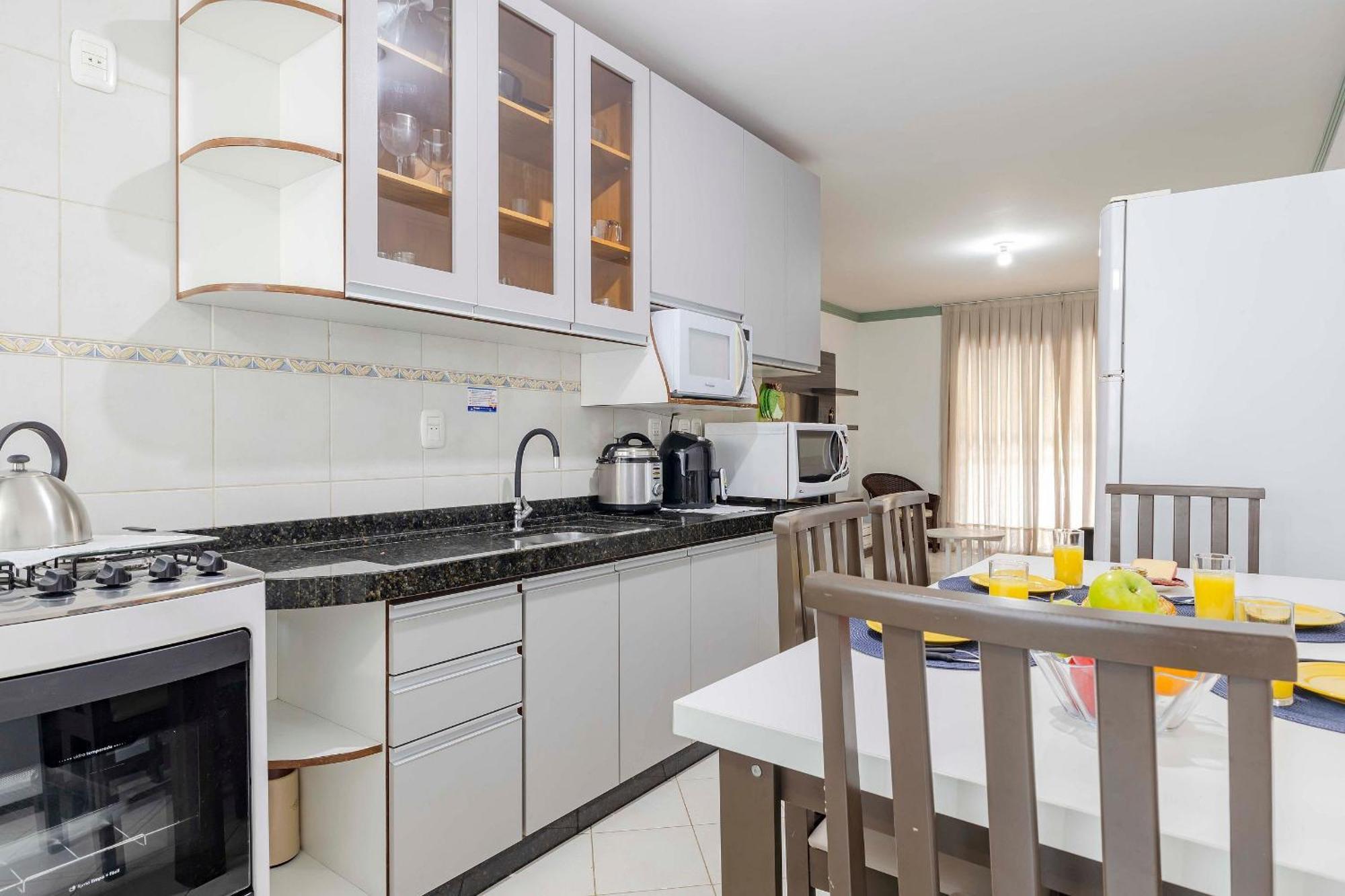 A Poucos Passos Da Da Conceicao Apartment